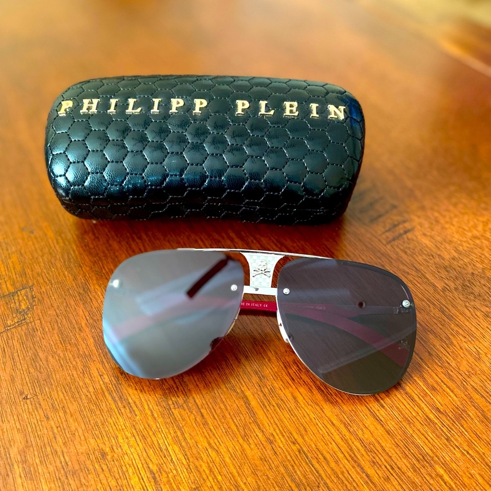 ☠️ Philipp Plein Women’s Sunglasses Forest Red Rare Aviators with Case